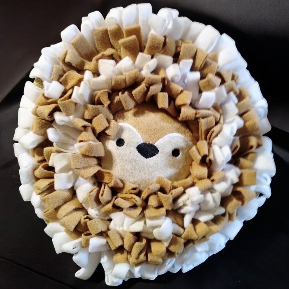 Dog Toy Vibrant Life Widelife Snuffle Fox  Mat 10inch, Chew Level 3, Polyester - Picture 3 of 12